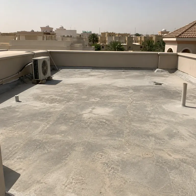 سطح قبل أعمال العزل
